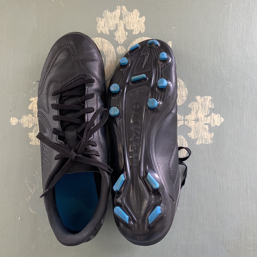 NIKE TIEMPO LEGEND 9 MEN’S SIZE 9.5 SOCCER CLEATS - Picture 6 of 8